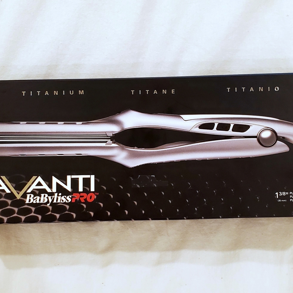 ON HOLD Avanti Babyliss Pro Titanium 1 3/8"